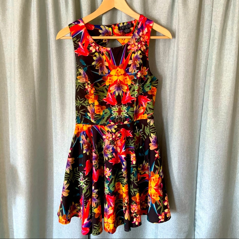 Vintage inspired floral tiki dress
